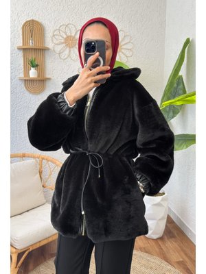 Siyah Deri Detaylı Peluş Mont