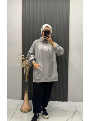 İkoll Kapüşonlu Cepli Sweat Yazılı İkoll Kapüşonlu Cepli Sweat Yazılı