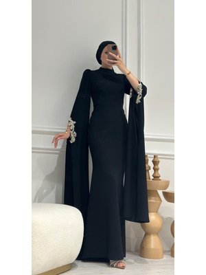 Kolları İşlemeli Krep Kalem Abiye Elbise