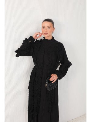 Siyah Pilise Detaylı Elbise