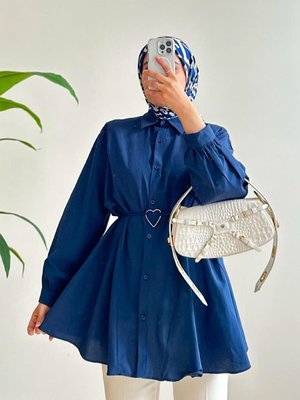 Belden Bağlamalı Kalpli Toka Detaylı Gömlek