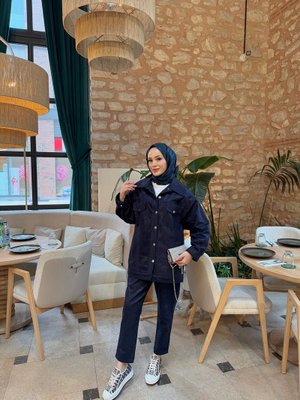 Lacivert Varaklı Gabardin Pantolon