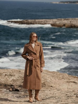 Düşük Kol Apolet Detaylı Kruvaze Oversize Kaban K. Kamel