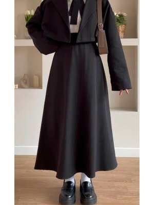 Kadın Scuba Kloş Siyah Tesettür Etek Kadın Scuba Kloş Siyah Tesettür Etek