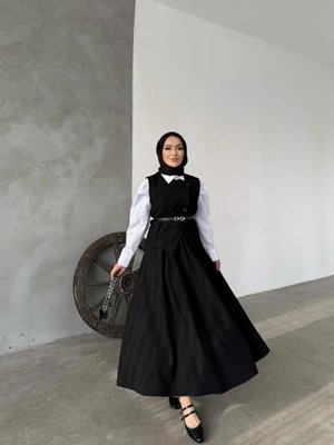 Kemerli Yelek Ve Etek Takım Siyah