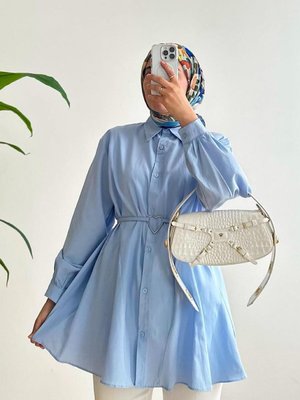 Belden Bağlamalı Kalpli Toka Detaylı Gömlek