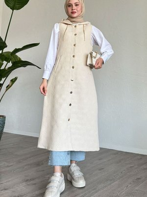 Zincir Detaylı Kapüşonlu Uzun Yelek Bej Zincir Detaylı Kapüşonlu Uzun Yelek Bej