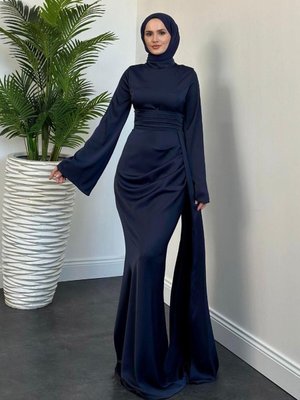 Arabella Pelerinli Saten Balık Abiye Elbise Lacivert Arabella Pelerinli Saten Balık Abiye Elbise Lacivert