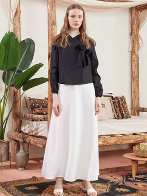 Beyaz Krep Kloş Etek