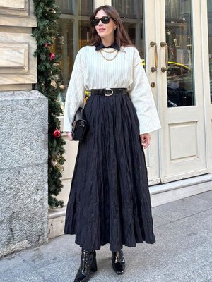 Siyah Kraşlı Bohem Etek