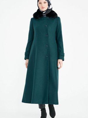 Büyük Beden Şömizye Kaşe Manto Yeşil Büyük Beden Şömizye Kaşe Manto Yeşil