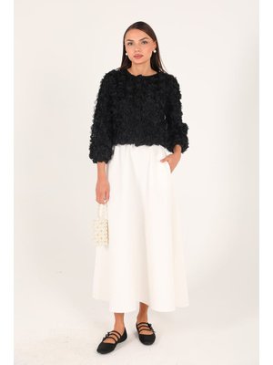 Siyah Güllü Kısa Ceket