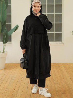 Armine Trend Yanlardan Cepli Kapüşonlu Giy Çık Armine Trend Yanlardan Cepli Kapüşonlu Giy Çık