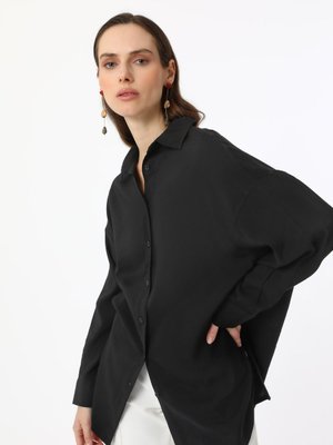 Siyah Modal Kumaşlı Rahat Kalıp Gömlek