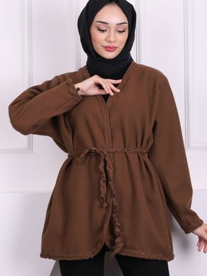 Kahverengi Bel Kuşaklı Saç Örgülü Ceket Kahverengi Bel Kuşaklı Saç Örgülü Ceket