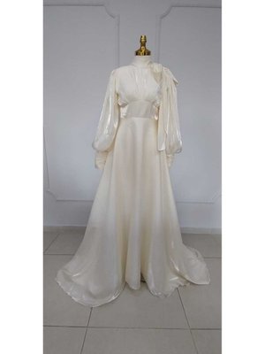 Liya Model Fiyonk Detaylı Söz Nikah Abiye Elbise