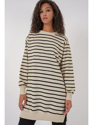 Siyah Bisiklet Yaka Çizgili Tunik Siyah Bisiklet Yaka Çizgili Tunik