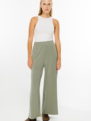 Beli Lastikli Compact Pamuk Çağla Pantolon