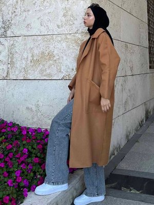 Pis Dikişli Kaşe Kaban Sütlü Kahve Pis Dikişli Kaşe Kaban Sütlü Kahve