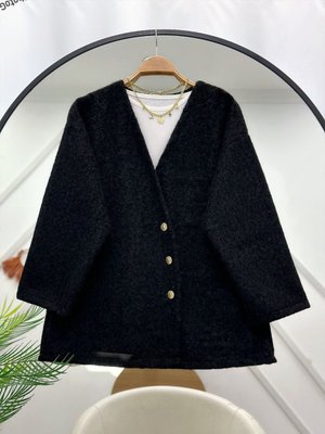 Gold Düğmeli Buklet Ceket