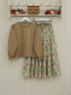 Çiçek Desenli Kemerli İkili Takım Çiçek Desenli Kemerli İkili Takım