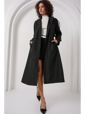 Siyah Kruvaze Yaka Uzun Trençkot Siyah Kruvaze Yaka Uzun Trençkot