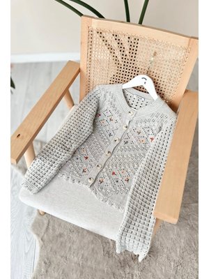 Kamelya Örgü Gri Hırka Kamelya Örgü Gri Hırka