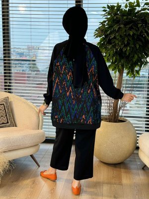 Arkası Zikzak Desenli Takım