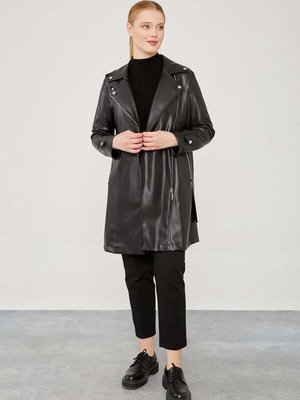 Siyah Kemerli Uzun Deri Ceket Siyah Kemerli Uzun Deri Ceket