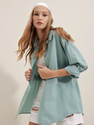 Su Yeşili Oversize Uzun Basic Gömlek Su Yeşili Oversize Uzun Basic Gömlek