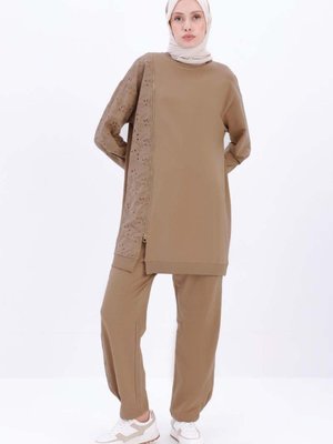 Vizon Fisto Garnili Pantolonlu Takım