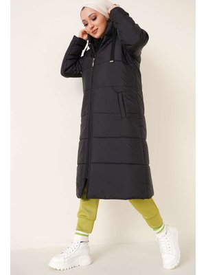 Siyah Kapüşonlu Uzun Şişme Mont Siyah Kapüşonlu Uzun Şişme Mont