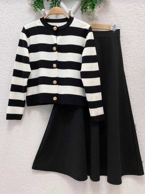 Çizgili Krep Etek İkili Takım