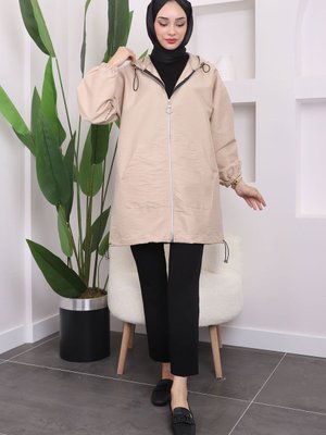 Bej Kapüşonlu Fermuarlı Trençkot Bej Kapüşonlu Fermuarlı Trençkot