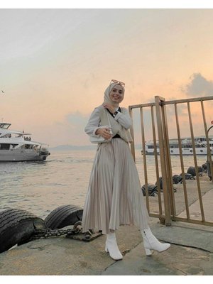 Piliseli Etek Piliseli Etek