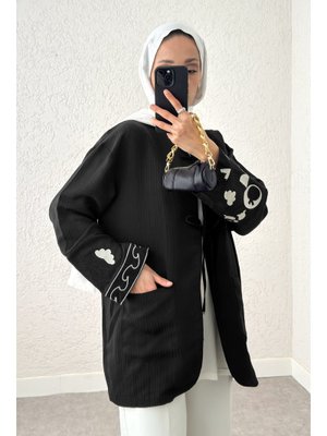 Siyah Kolu Nakışlı Kimono