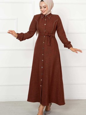 İnci Detaylı Gömlek Yaka Elbise İnci Detaylı Gömlek Yaka Elbise