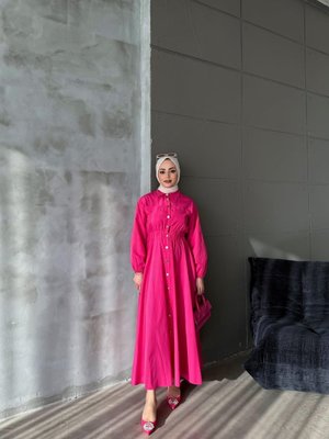 Pembe Çıtçıtlı Elbise