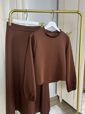 Kahverengi Etekli Scuba Takım