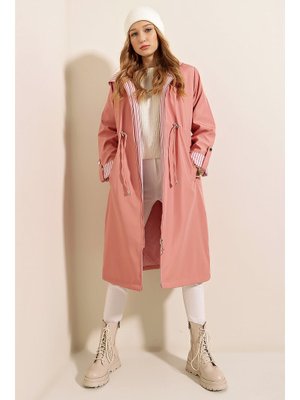 Pembe Beli Büzgülü Kapüşonlu Trençkot Pembe Beli Büzgülü Kapüşonlu Trençkot
