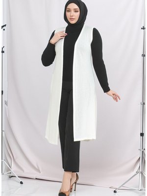 Büyük Mevsimlik Rahat Kesim Uzun Dökümlü Anne Beden Yelek Büyük Mevsimlik Rahat Kesim Uzun Dökümlü Anne Beden Yelek