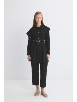 Siyah Leor Yaka Detay Düğmeli Takım