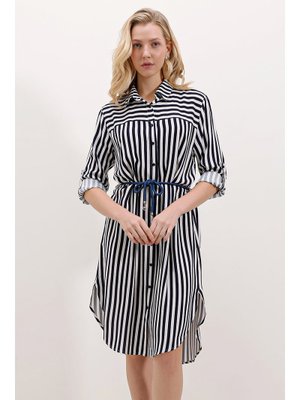 Lacivert Çizgili Kemerli Elbise Lacivert Çizgili Kemerli Elbise