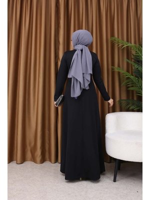 Siyah Tokalı Elbise