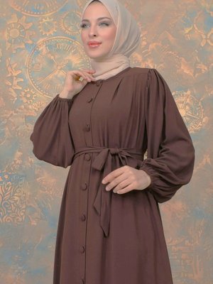 Düğmeli & Kemerli Balon Kol Medine İpeği Ferace Düğmeli & Kemerli Balon Kol Medine İpeği Ferace