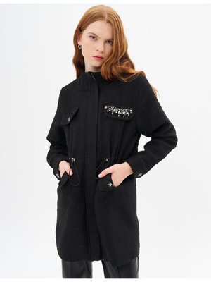 Bel Büzgülü Ve Taş İşlemeli Ceket Siyah