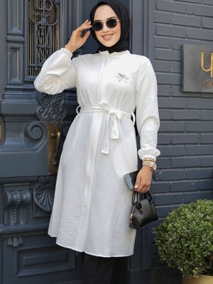 Kemerli Beyaz Tunik Kemerli Beyaz Tunik