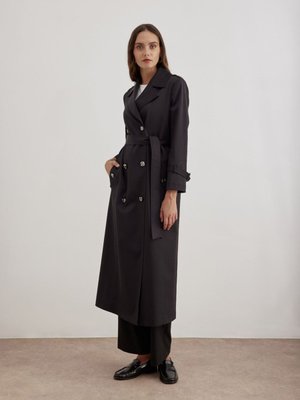 İşleme Detaylı Kruvaze Kapama Trençkot İşleme Detaylı Kruvaze Kapama Trençkot