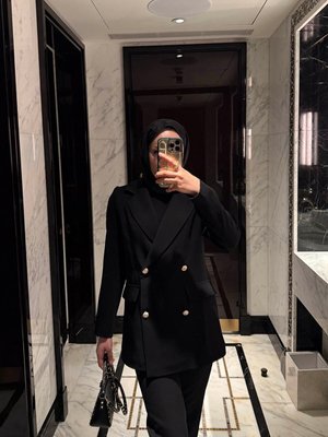 Siyah Krep Ceket Siyah Krep Ceket