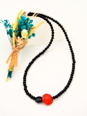 Siyah Orijinal Oniks Taşı Ve Mercan Şifa Kolyesi